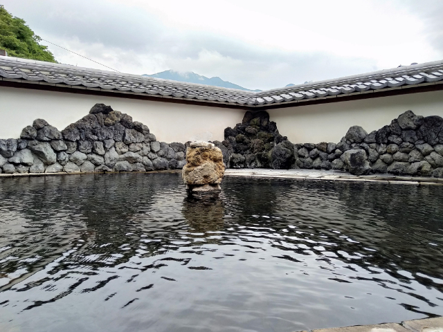 金具屋龍瑞露天風呂