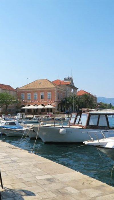 【タイムスリップ気分】アドリア海に浮かぶ小さな島「フヴァール島」＠クロアチア