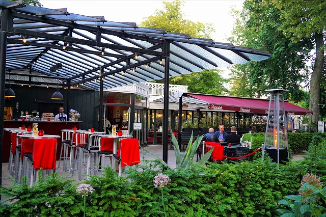 歩くだけで楽しい世界最古のレトロ遊園地、コペンハーゲン「チボリ公園」の6つの魅力