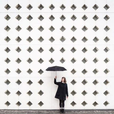【話題】インスタグラムで世界中の建物と遊ぶカップルが魅せる世界