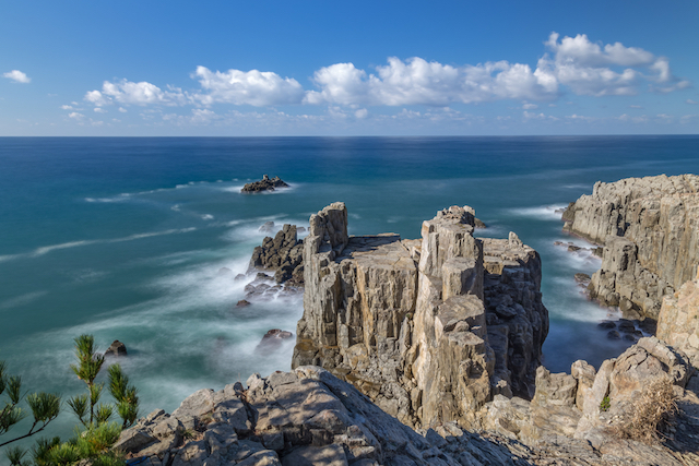 「マツコの知らない世界」で紹介された、人生を変える！絶景の崖