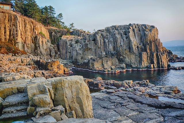 「マツコの知らない世界」で紹介された、人生を変える！絶景の崖