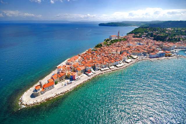 クロアチアとあわせて行きたい、知られざる絶景に出会えるスロベニアってどんな国？