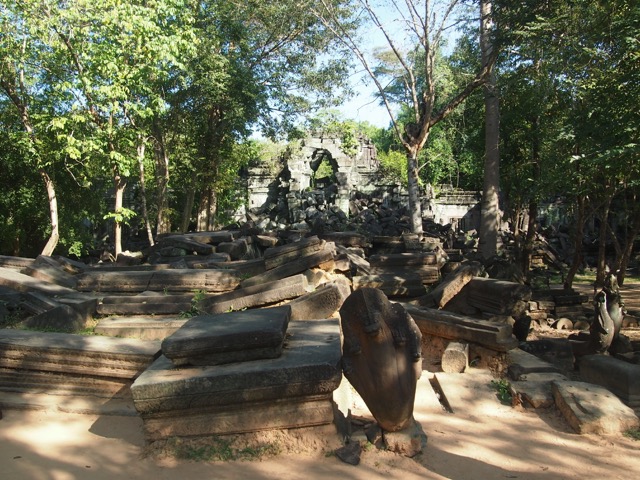 アンコールワットだけじゃなかった！素晴らしすぎるカンボジアの郊外の遺跡3選