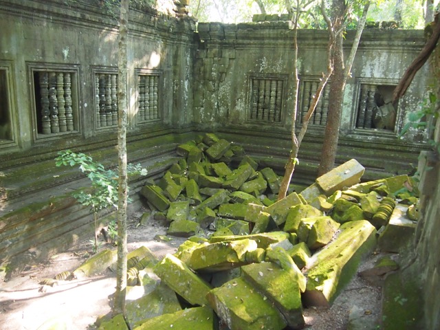 アンコールワットだけじゃなかった！素晴らしすぎるカンボジアの郊外の遺跡3選