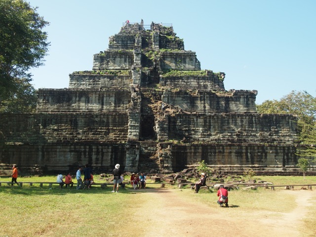 アンコールワットだけじゃなかった！素晴らしすぎるカンボジアの郊外の遺跡3選