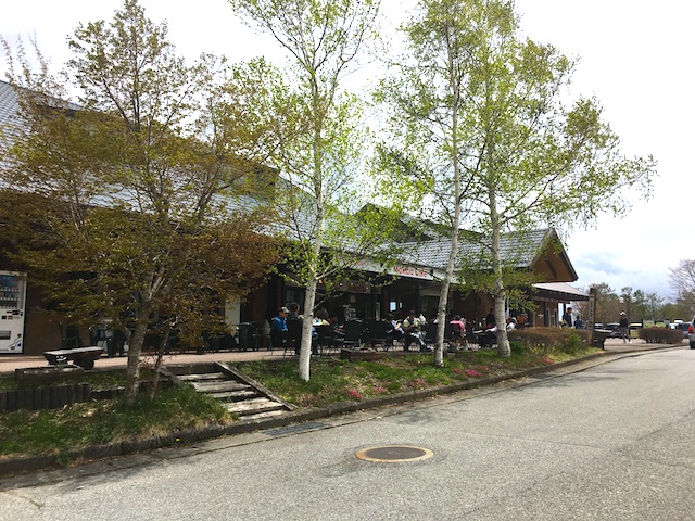 入場無料で動物とふれあえる、清里のまきば公園。絶景の天空レストランも！