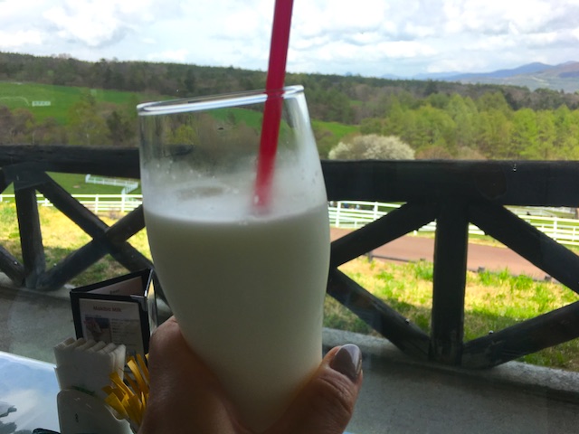 入場無料で動物とふれあえる、清里のまきば公園。絶景の天空レストランも！