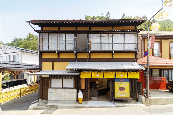 養鶏農家の新鮮な卵をプリンにした、信州「湯田中温泉プリン本舗」がオープン