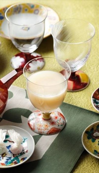 ご当地の紅葉を楽しむ、星野リゾート界の女子会プラン