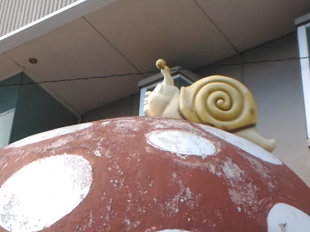 清里　メルヘン建築　廃墟　かたつむり