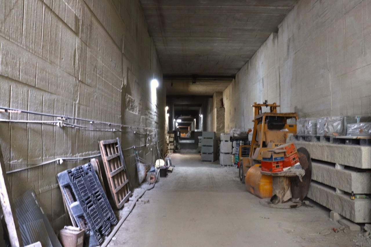 滝ヶ原石切り場の採掘坑