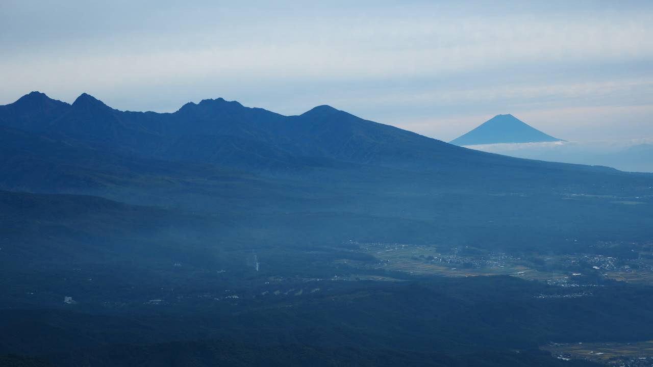 八ヶ岳と富士山