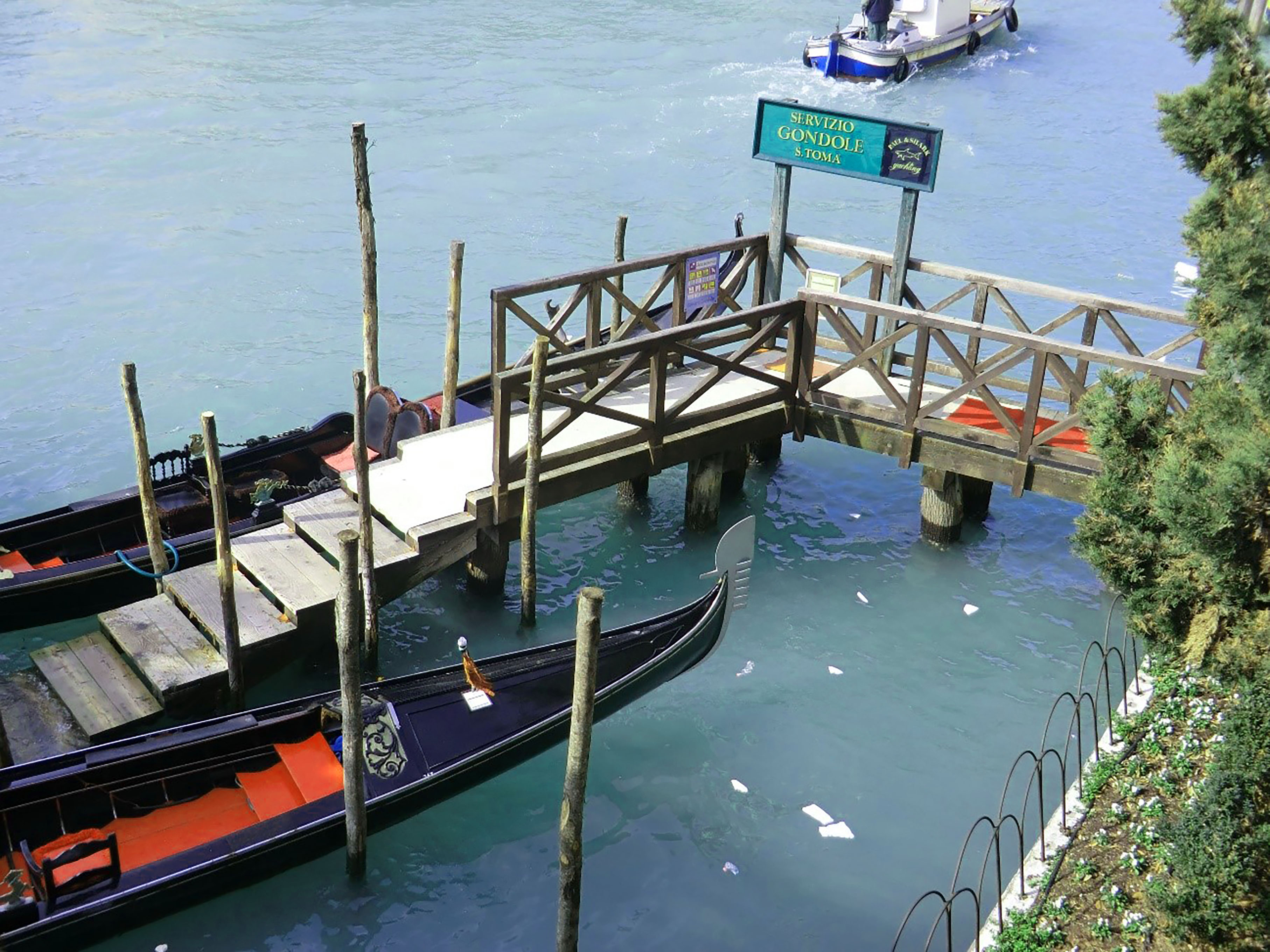 橘紫夕ゴンドラ写真