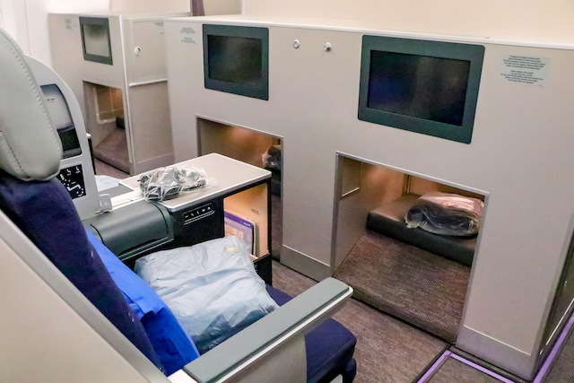 マレーシア航空機内3