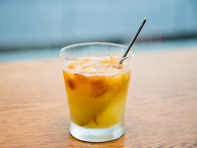 餃子製造販売店いち五郎のかちかちアップルサワー用ダイスカットりんごとすりおろしりんご