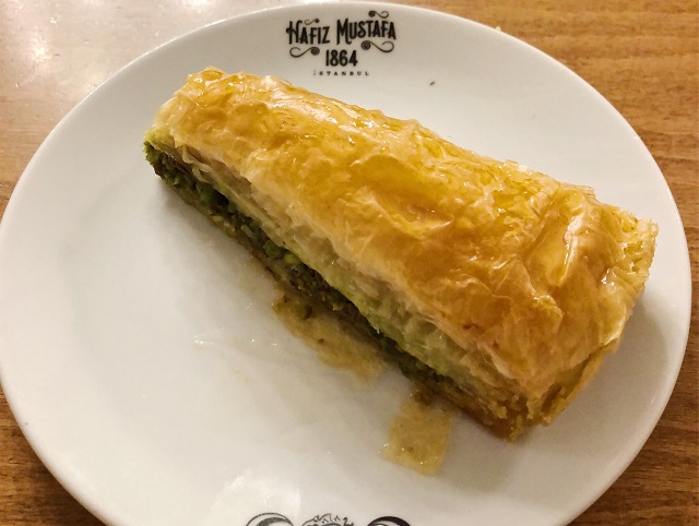 スライスのバクラヴァ