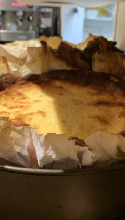 La Viña（ラ・ビーニャ）　バスクチーズケーキ