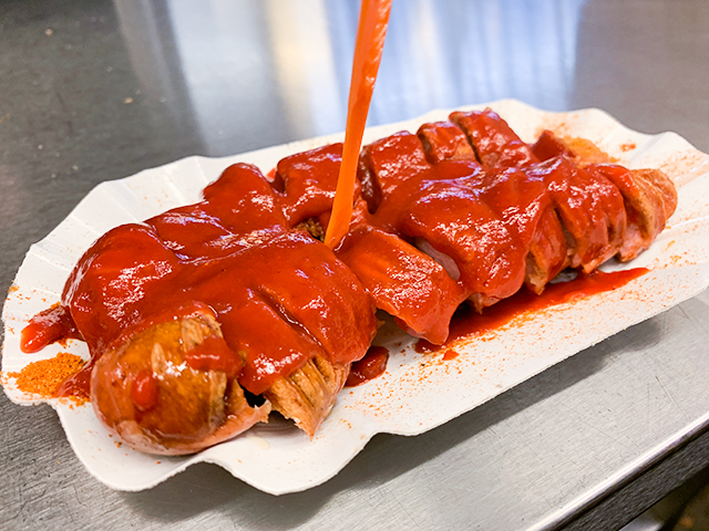 「Curry36」の皮ありカリーヴルスト