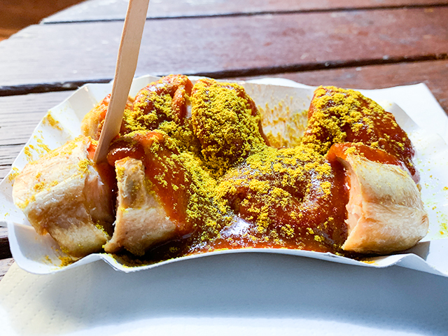 「What a Wurst!」の皮あり