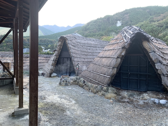 温泉蒸したまご　湯の里　明礬温泉　別府