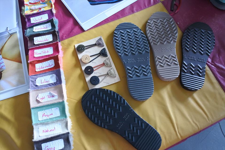 UGG カラーサンプル