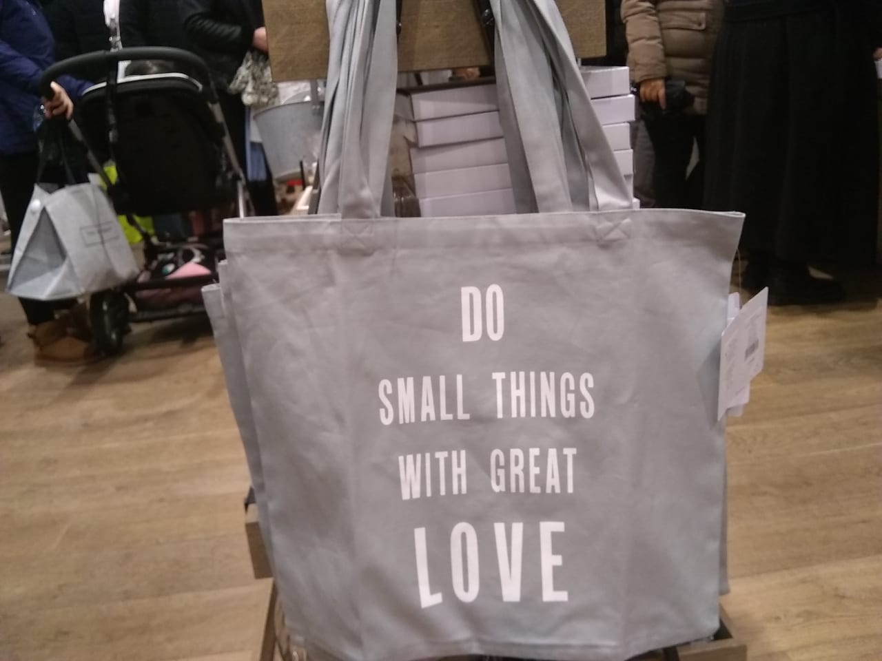 ホワイトカンパニーのエコバッグ