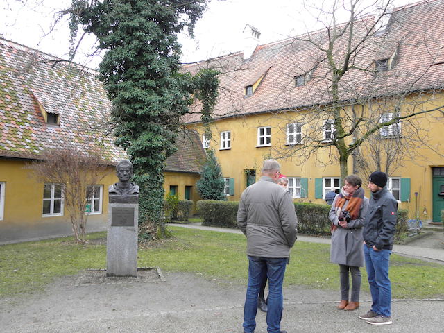 ヤコブ　フッガーの像