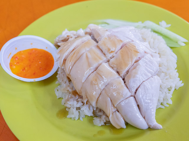 世界ひとり飯１７ 世界一有名なシンガポール チキンライスを ミシュラン店なのに屋台で Earthpix