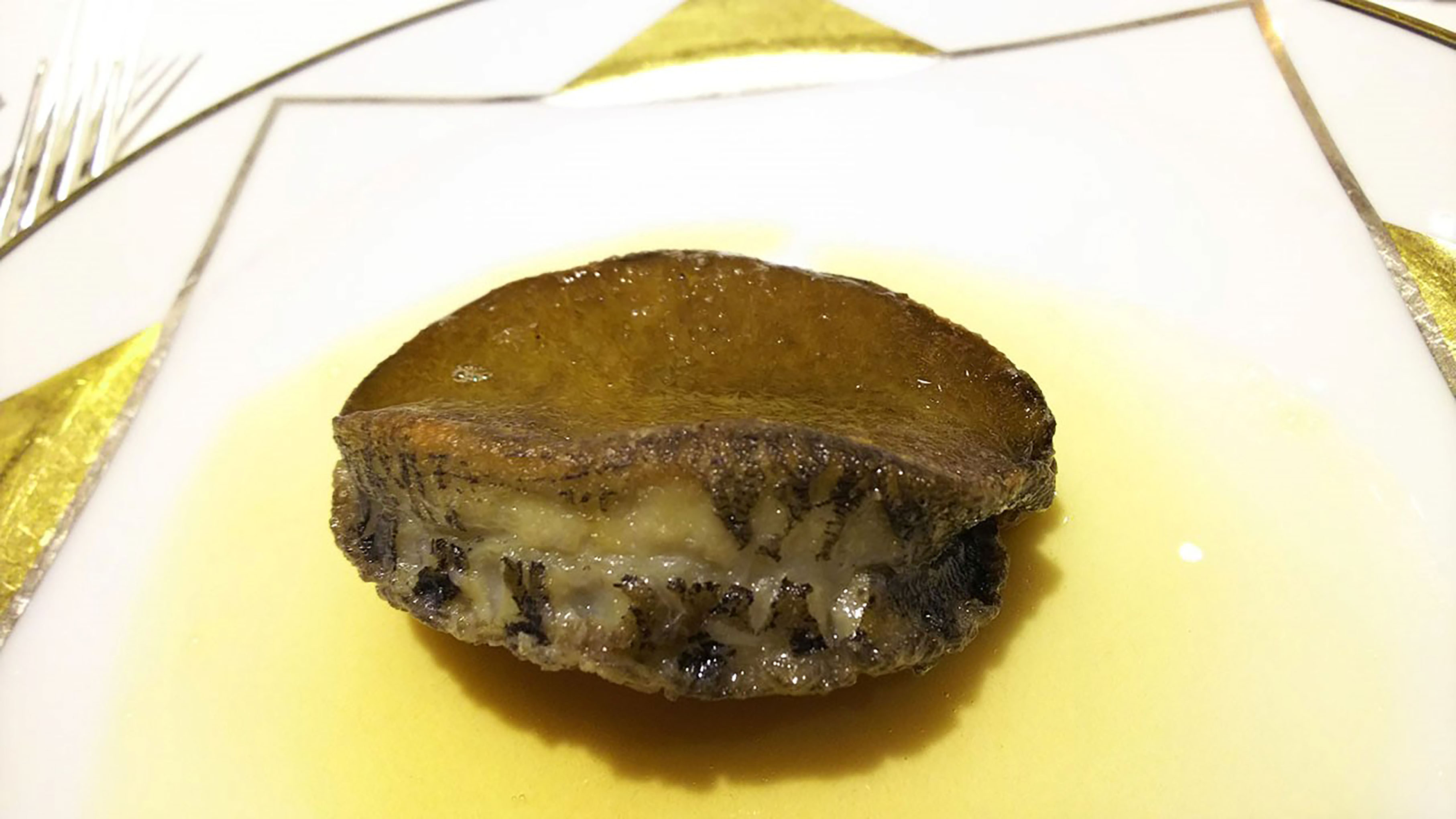 世界一おいしいレストラン鮑ステーキ２