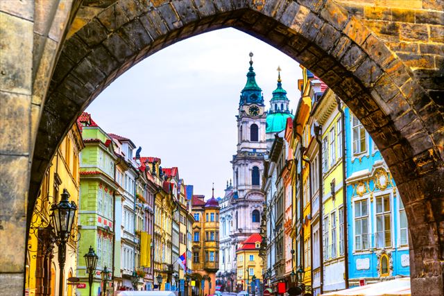 【連載】海外一人旅！初心者・女性にもおすすめの国はどこ？／第14 回「おとぎの国・チェコで世界一美しい街並みに出会う」