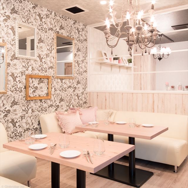 インスタ映えする美しいサンドイッチ【チーズカフェ La Maison 301】