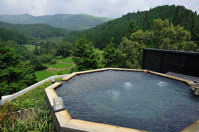 貸切露天風呂「天空」　黒川温泉　月洸樹
