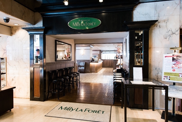 ローズホテル横浜ブラスリーミリーラ・フォーレ入り口