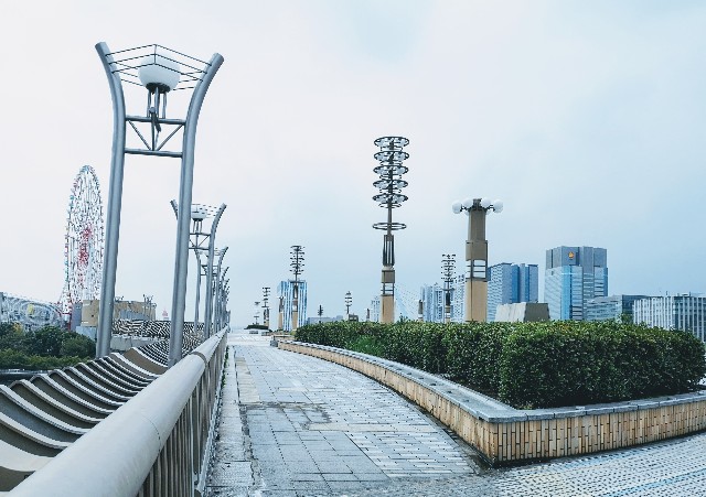 東京都お台場・「夢の大橋」
