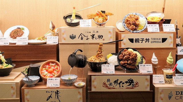 東京都お台場・ダイバーシティー東京 プラザのフードコートメニュー