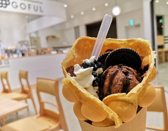 東京都お台場・「ワッフル&スムージー専門店ゴッフル」ショコラ&クッキーのゴッフル