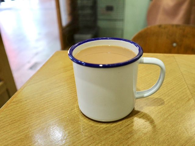 ホットミルクティー