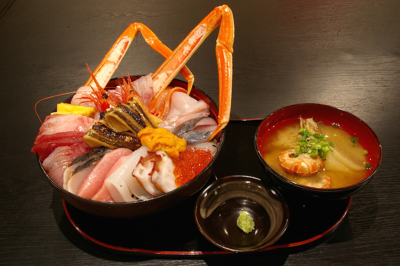 海鮮丼
