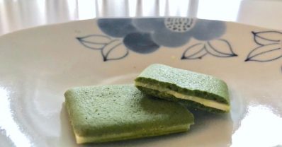マールブランシュ「お濃茶ラングドシャ・茶の菓」