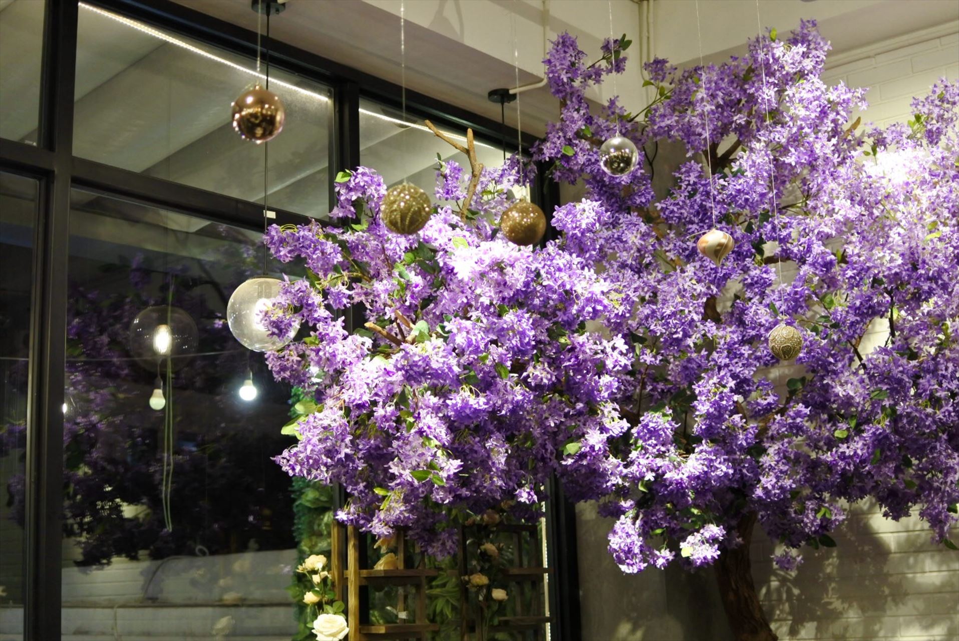 La Fleur D'amour Tea and Dessert Cafe