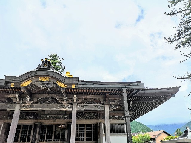 奈良県吉野郡・「真言宗醍醐派総本山 大峯山 龍泉寺」八大龍王堂