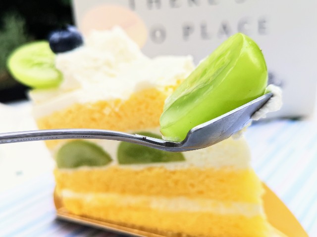 東京都武蔵野市・「Chateraise PREMIUM YATSUDOKI 吉祥寺」産直シャインマスカットフェスタ（シャインマスカットのショートケーキ）7