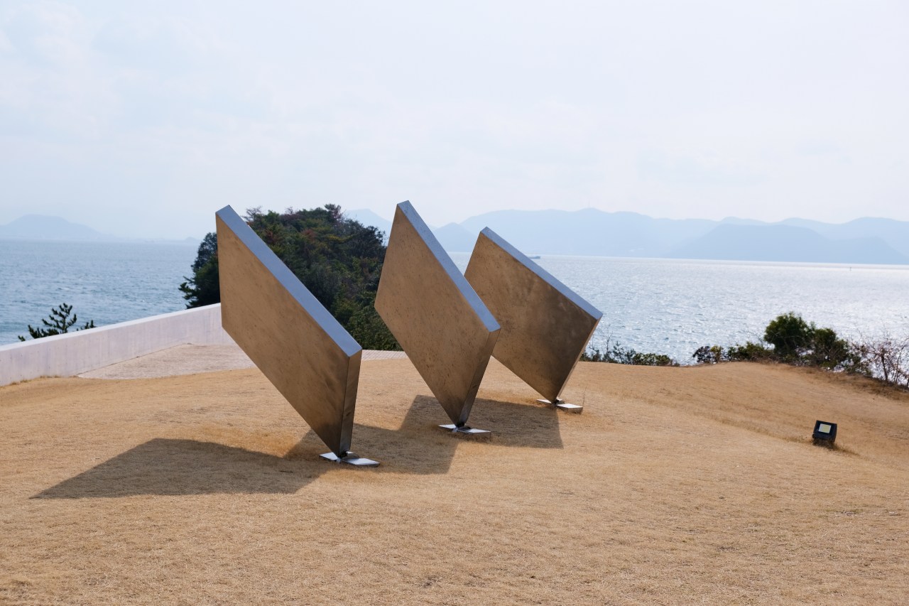 直島ベネッセ屋外展示01