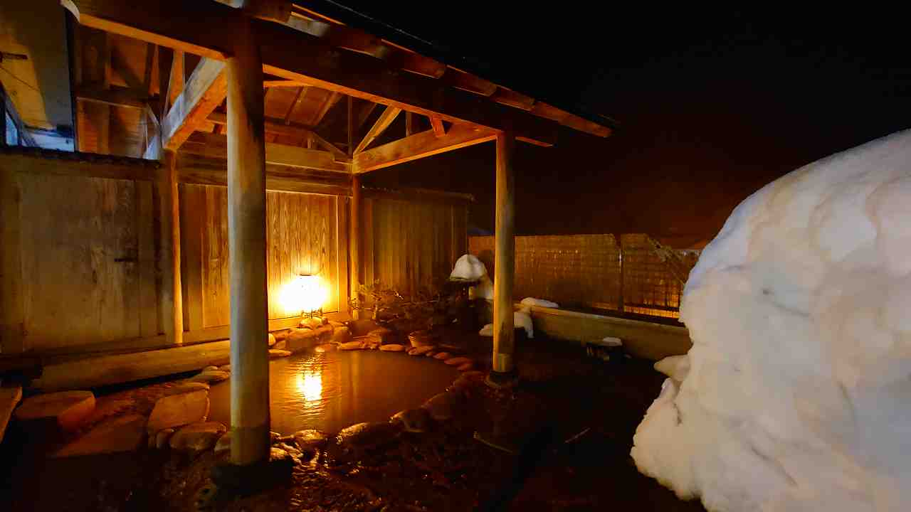 夜の露天風呂
