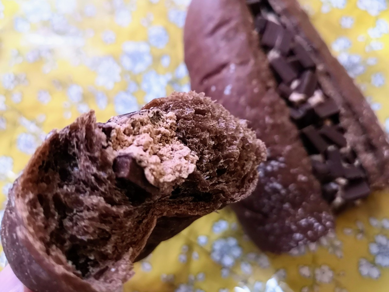 奈良県奈良市・「チャオプレッソ＆クックハウス西大寺駅店」クーベルチュールのチョコフランス3