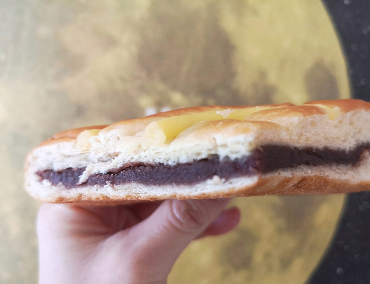 富山県・さわや食品「ハーフムーン」7