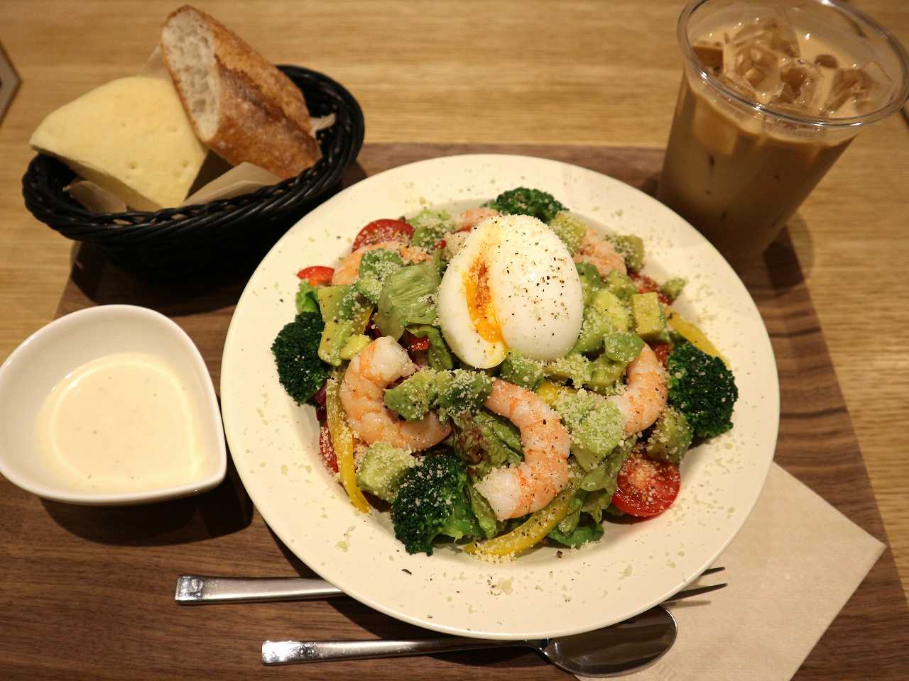 サラダランチ