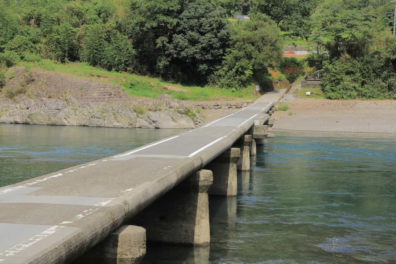 高知県・長生沈下橋