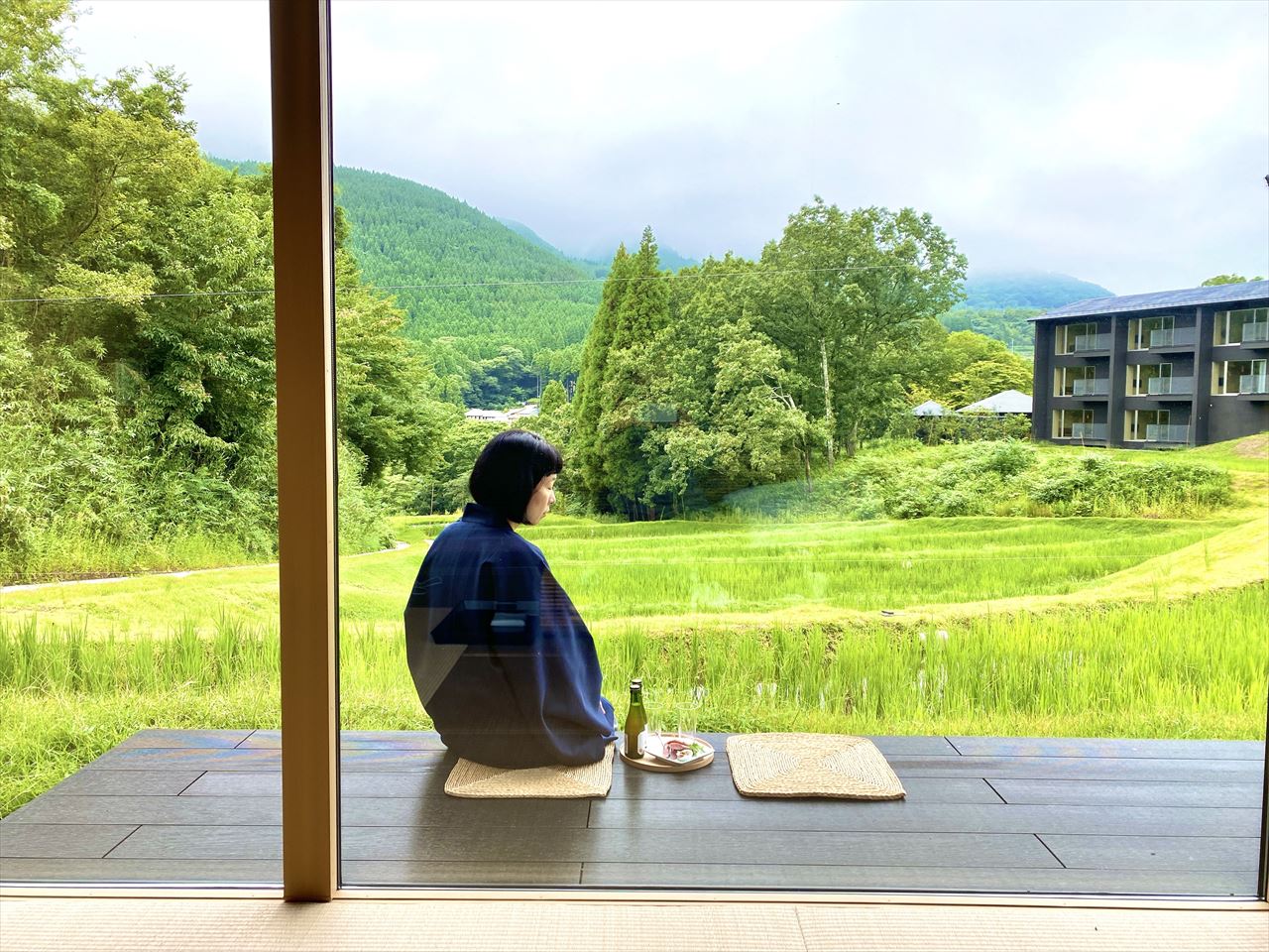 棚田離れ　縁側